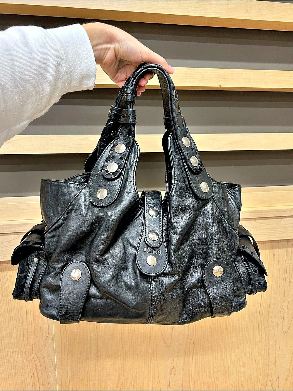 Chloé Silverado Shoulder Bag Leather Hobo Bag in Black